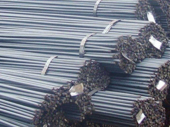 ASTM A615 Gr60 HRB400 حديد التسليح المستدير المصنوع من الصلب المشوه بالكربون للبناء